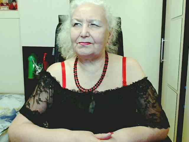 Model: GrannyWants