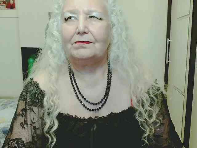 Model: GrannyWants