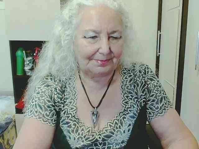 GrannyWants webcam