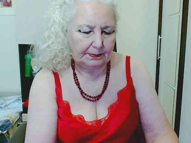 Model: GrannyWants