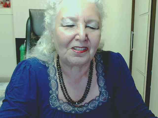 Model: GrannyWants