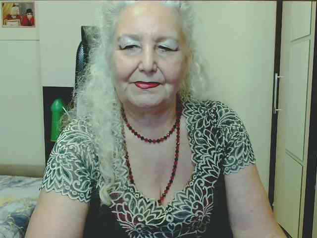 GrannyWants webcam
