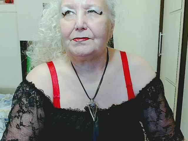 Model: GrannyWants