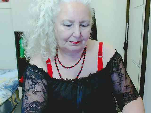 Model: GrannyWants