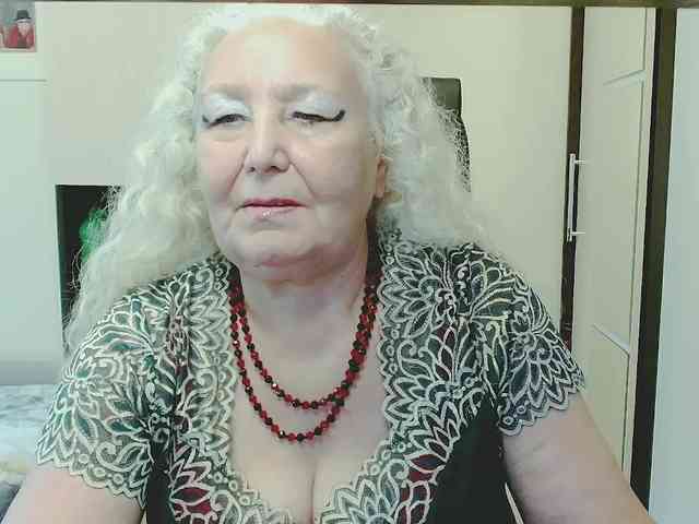 Model: GrannyWants