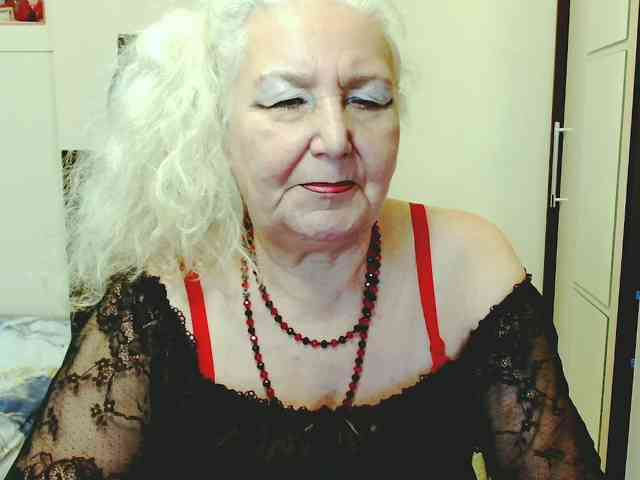 Model: GrannyWants