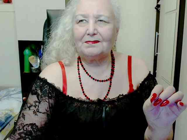 GrannyWants webcam