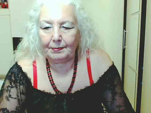 Model: GrannyWants