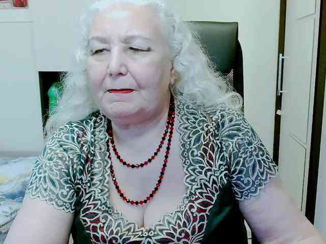 Model: GrannyWants