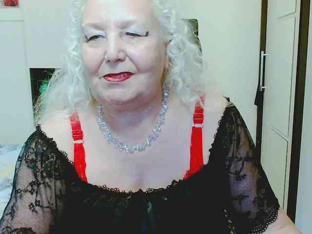 Model: GrannyWants