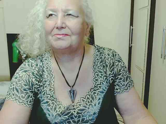 Model: GrannyWants