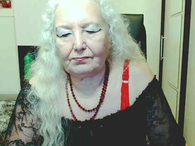 Model: GrannyWants
