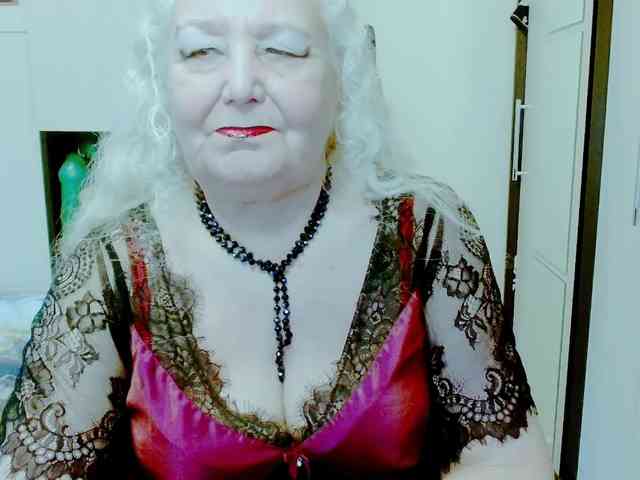 GrannyWants webcam