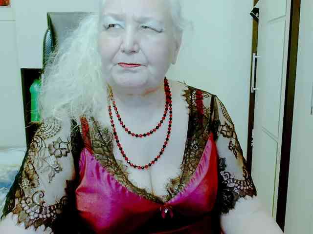 GrannyWants webcam