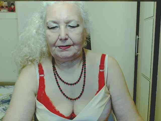 Model: GrannyWants