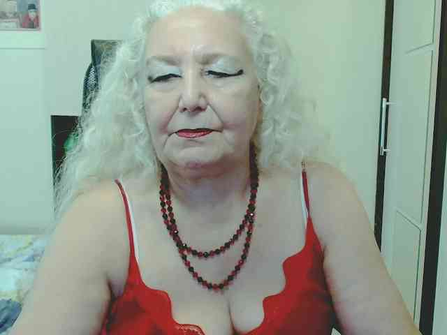 Model: GrannyWants
