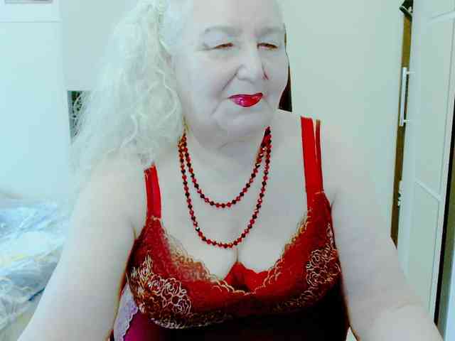 Model: GrannyWants