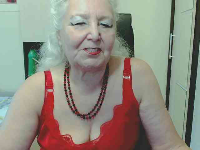 GrannyWants webcam