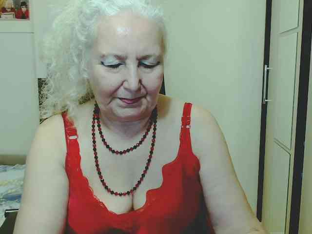 Model: GrannyWants