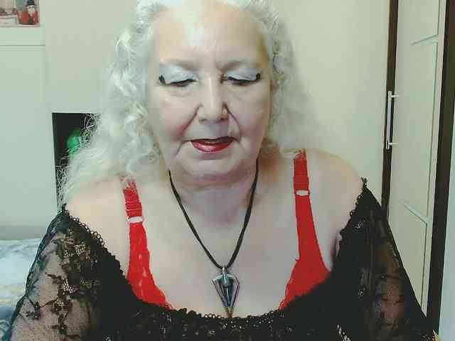 Model: GrannyWants