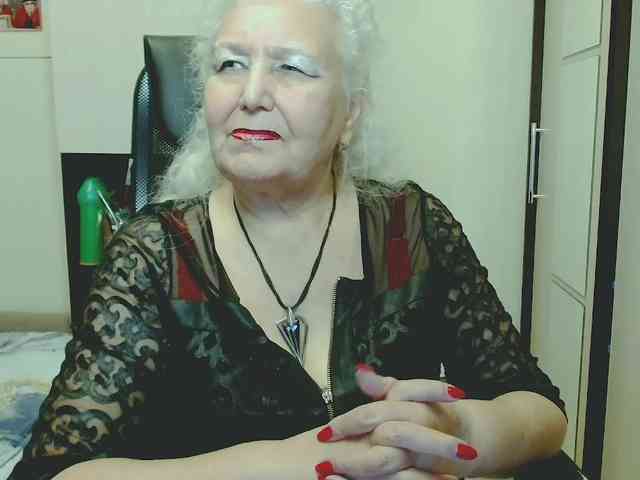 GrannyWants webcam