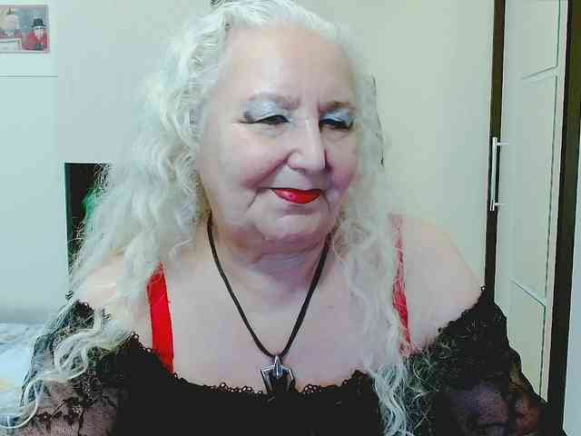 Model: GrannyWants