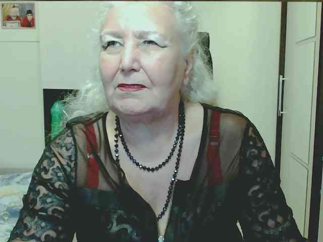 Model: GrannyWants