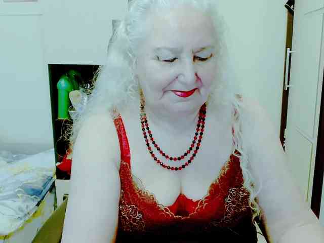 GrannyWants webcam