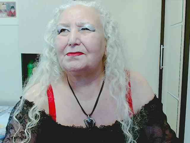 Model: GrannyWants