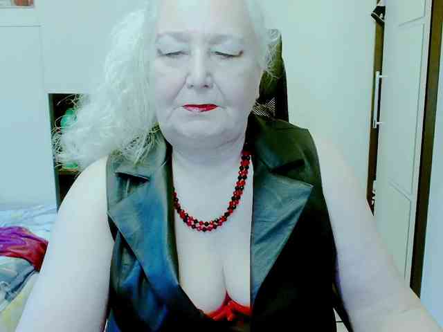 GrannyWants webcam