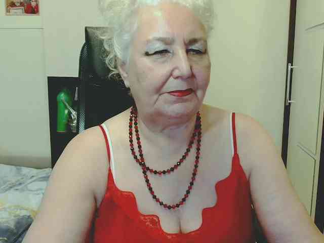 Model: GrannyWants