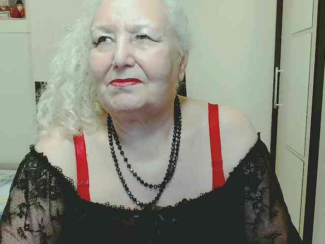 GrannyWants webcam