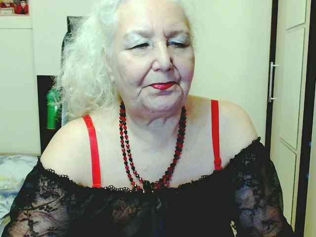 Model: GrannyWants
