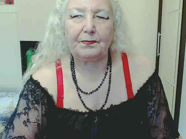 Model: GrannyWants
