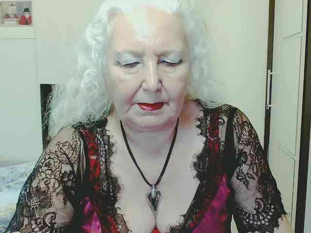 Model: GrannyWants