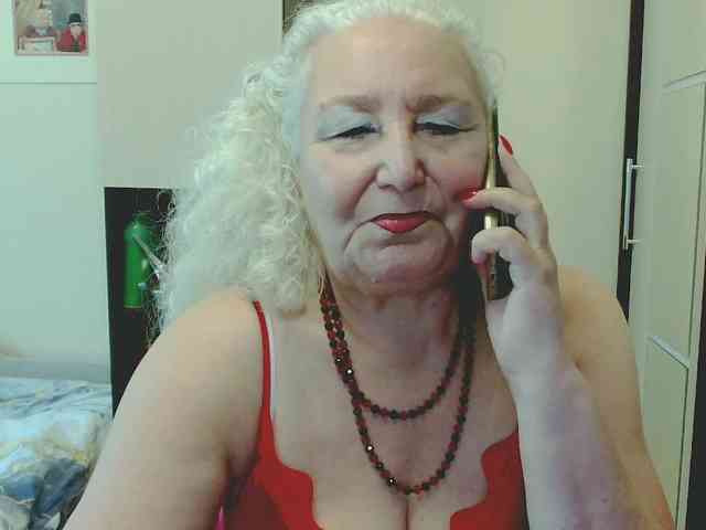 Model: GrannyWants
