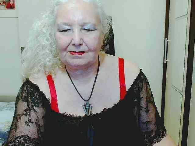 GrannyWants webcam