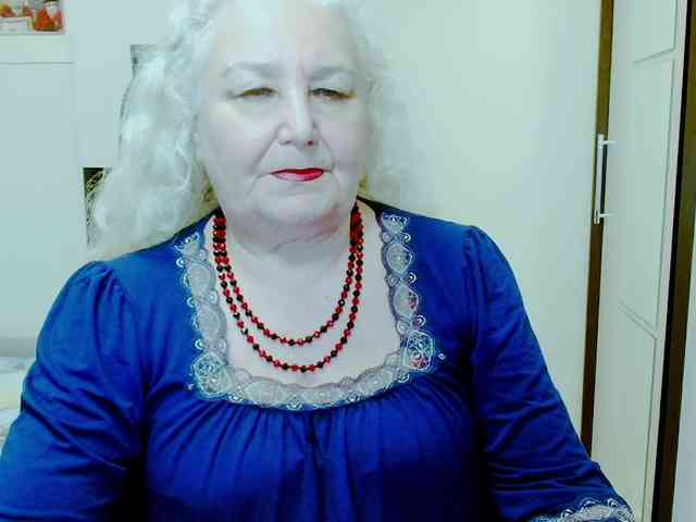 Model: GrannyWants