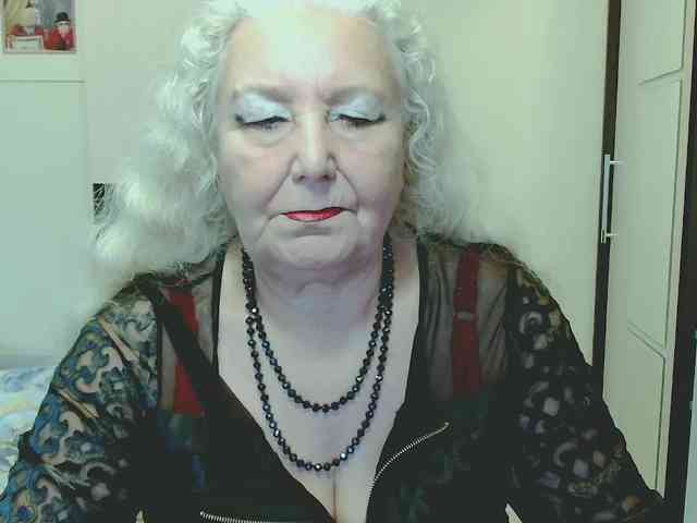 Model: GrannyWants