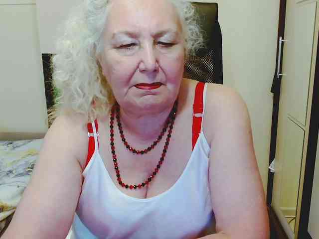 GrannyWants webcam