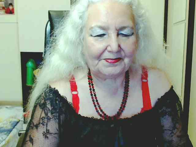 Model: GrannyWants