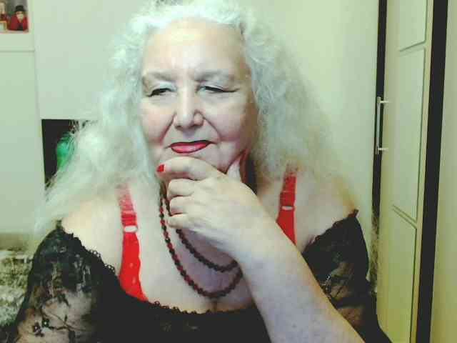 Model: GrannyWants