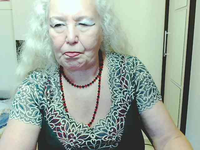 Model: GrannyWants