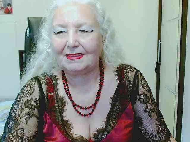 GrannyWants webcam