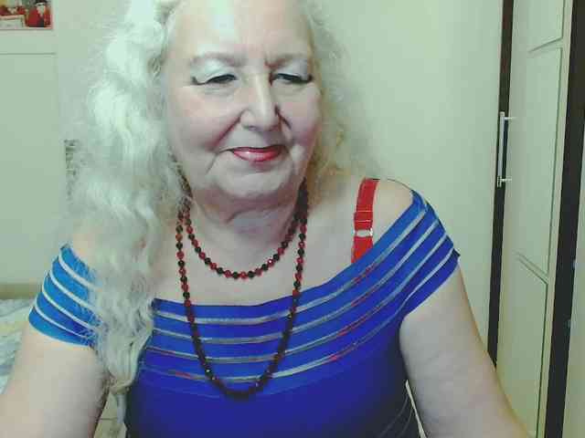 Model: GrannyWants