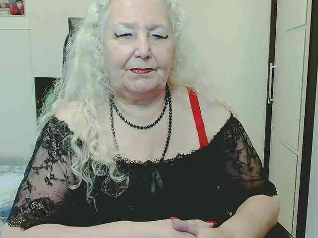 Model: GrannyWants