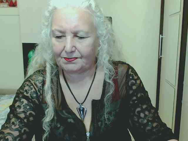 Model: GrannyWants