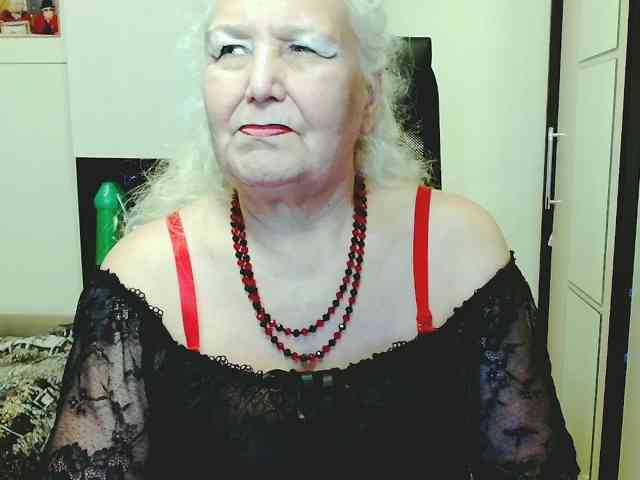 Model: GrannyWants