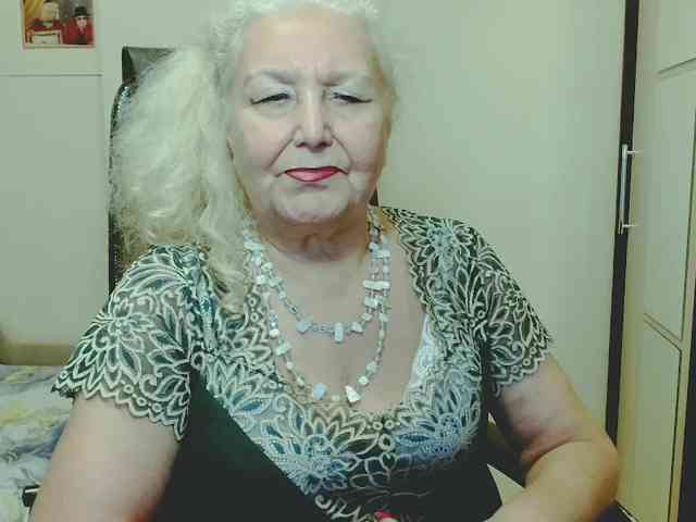 Model: GrannyWants