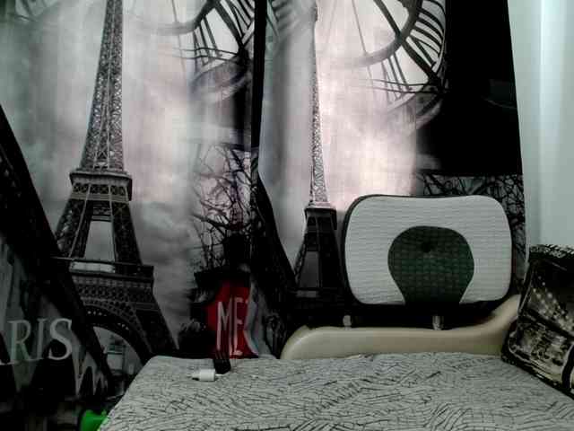 nikolen1 Live Webcam on BongaCams